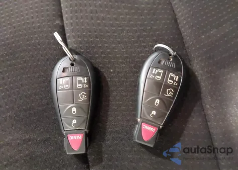 2012 Dodge Grand Caravan Sxt from USA, damaged, VIN 2C4RDGCG2CR209764